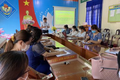 Chi bộ Trường Tiểu học số 2 thị trấn Châu Ổ sinh hoạt chuyên đề quý I- năm 2022